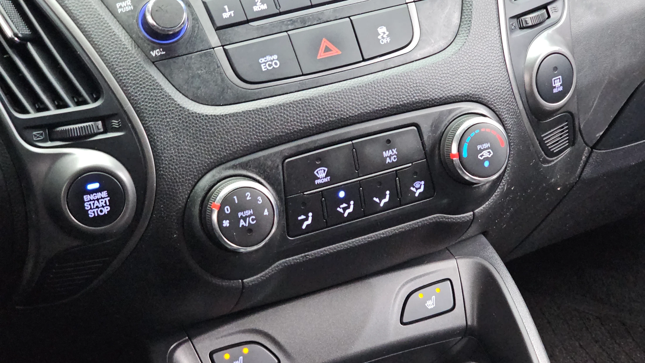Hyundai Tucson ix, 2014 — фото 18