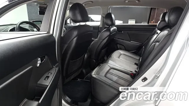 Kia Sportage, 2010 — фото 11