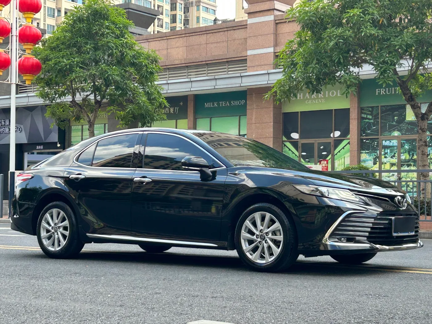 Toyota Camry, 2023 — фото 3
