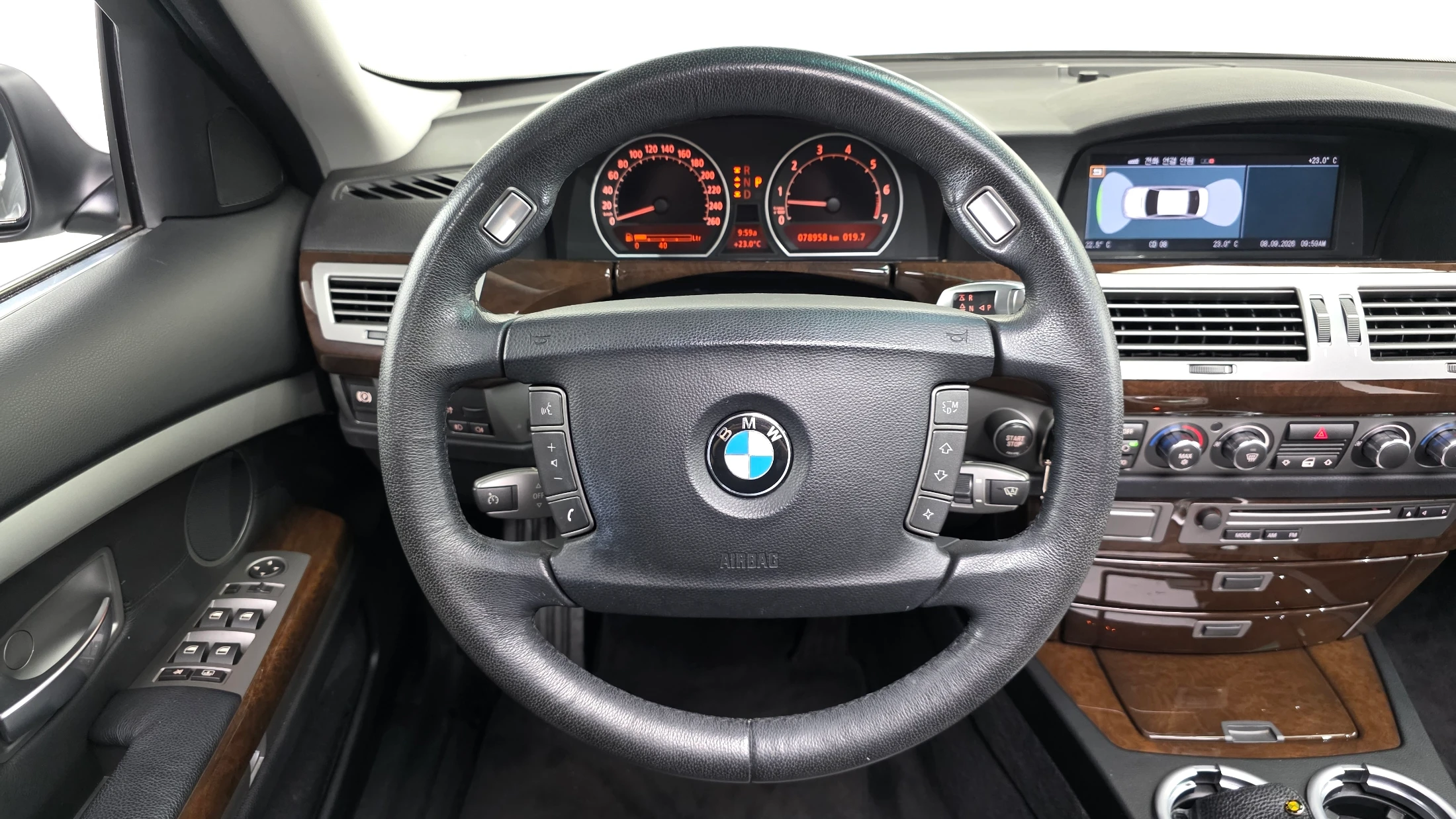 BMW 7-Series E65, 2005 — фото 12