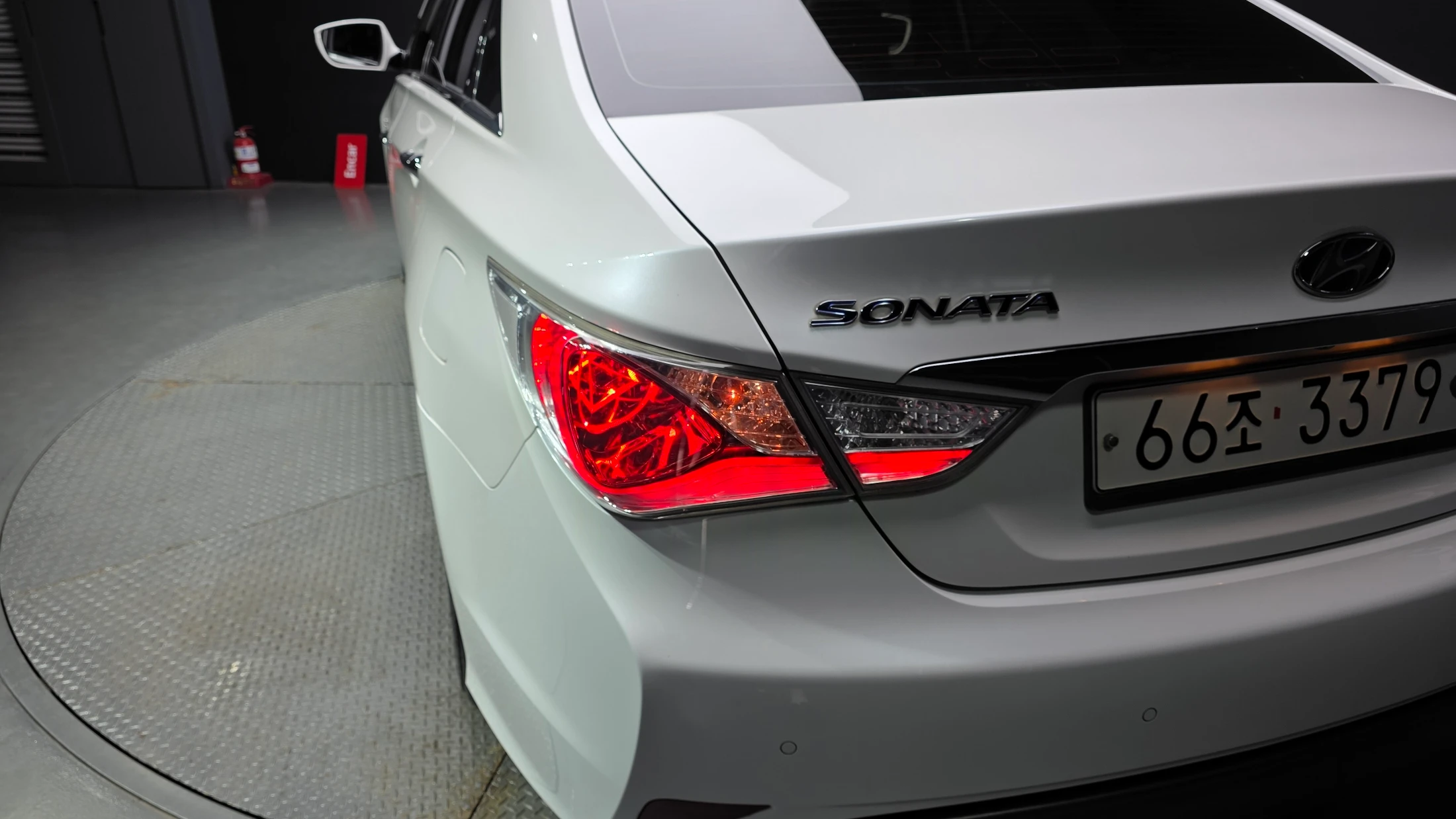 Hyundai Sonata Hybrid, 2013 — фото 23