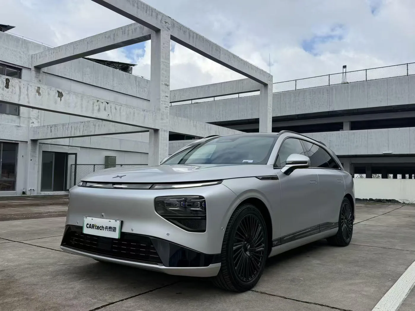 Xpeng G9
