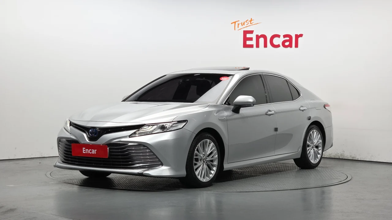Toyota Camry xv70