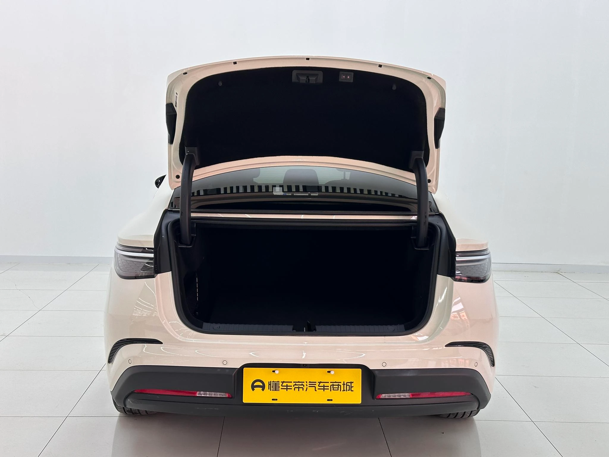 BYD Seal 07DM, 2026 — фото 15