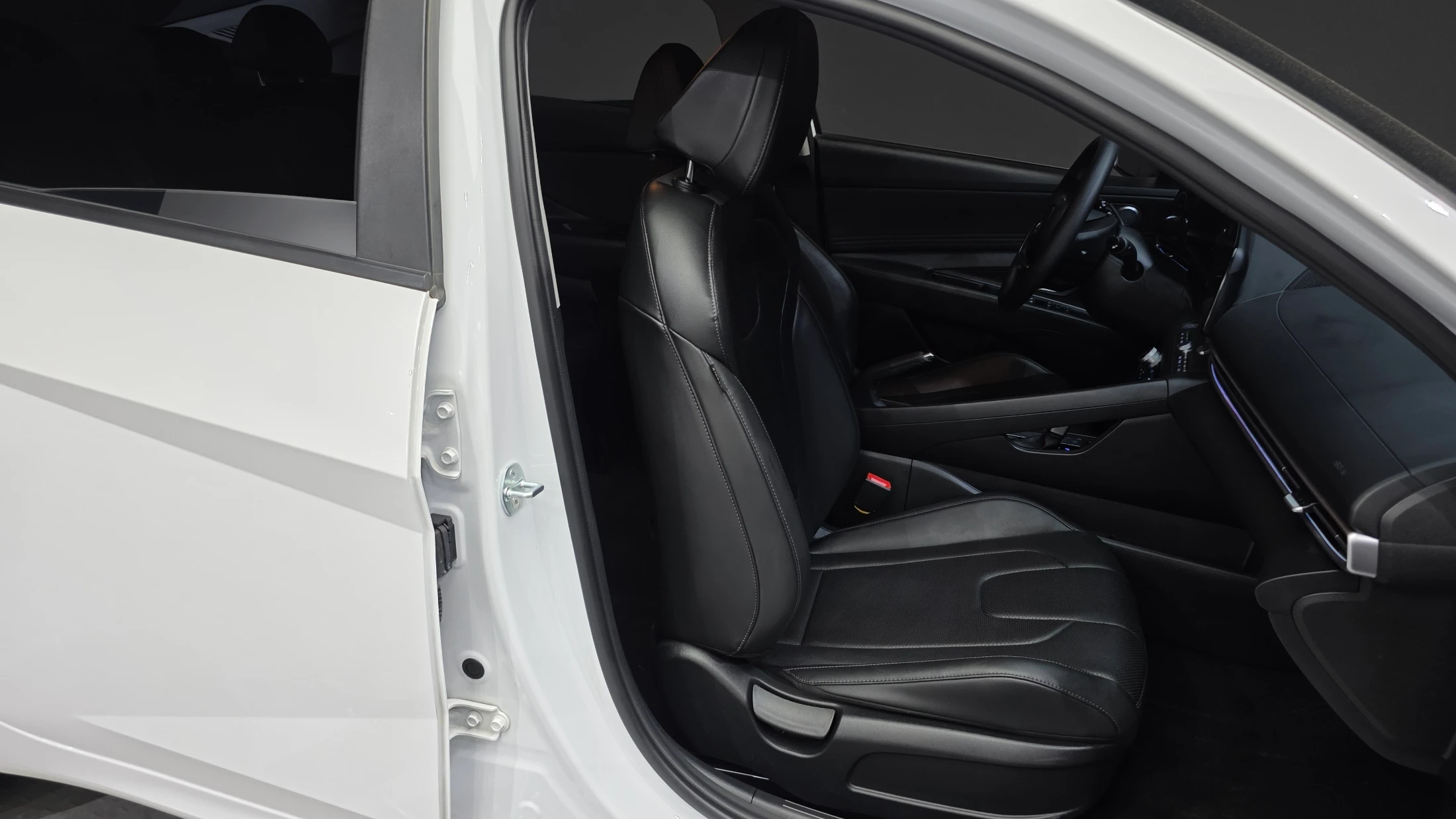 Hyundai Avante CN7, 2023 — фото 26