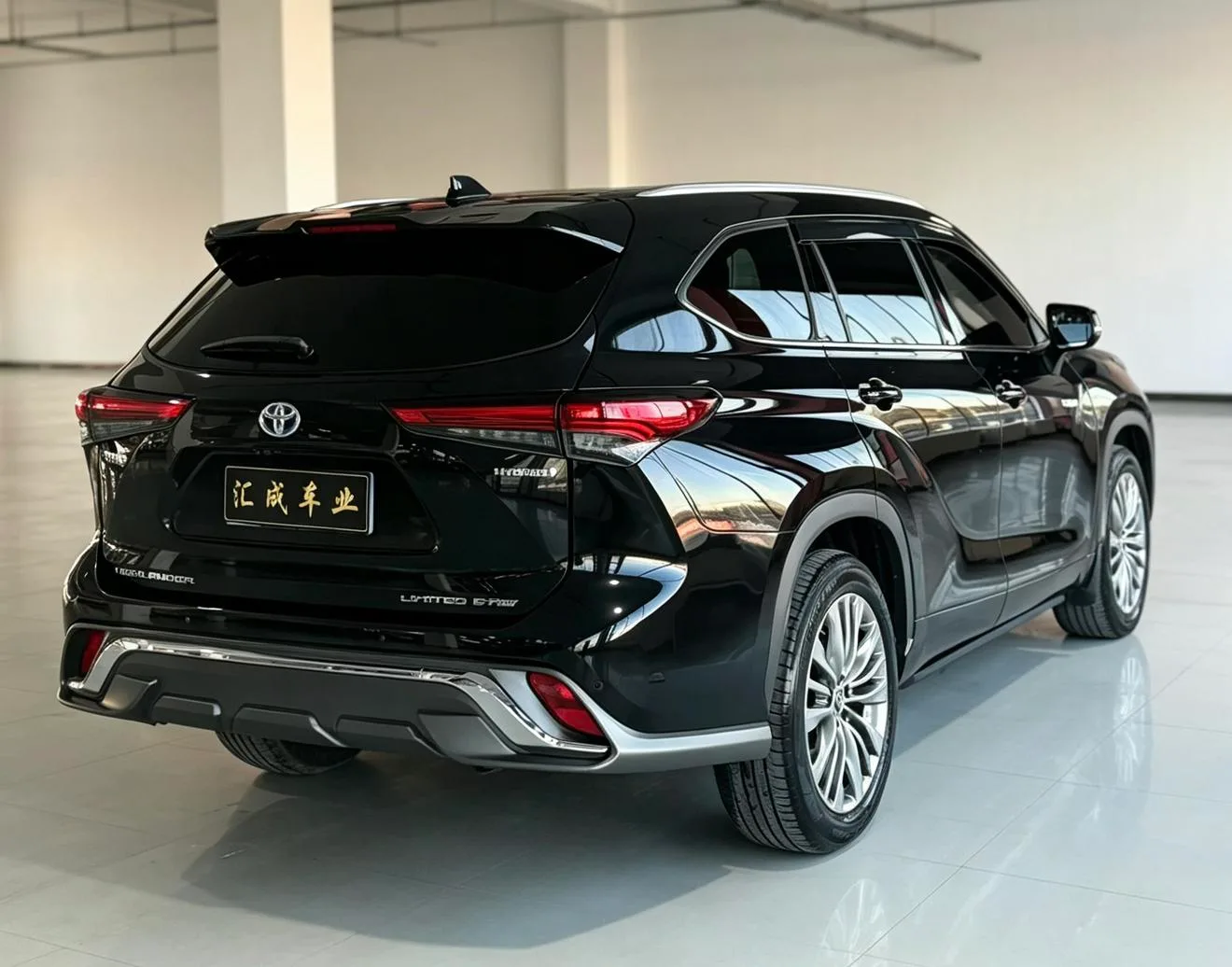Toyota Highlander, 2022 — фото 10