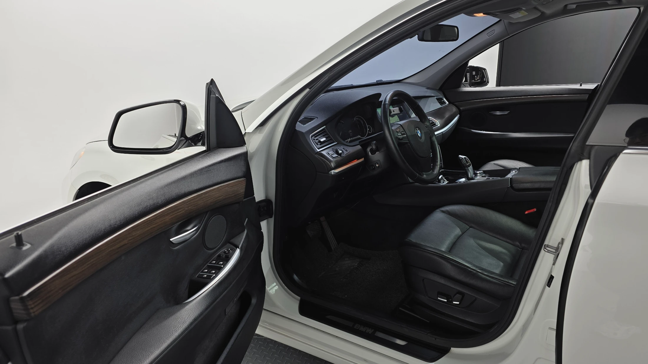 BMW Gran Turismo 5 Series GT (F07), 2013 — фото 12