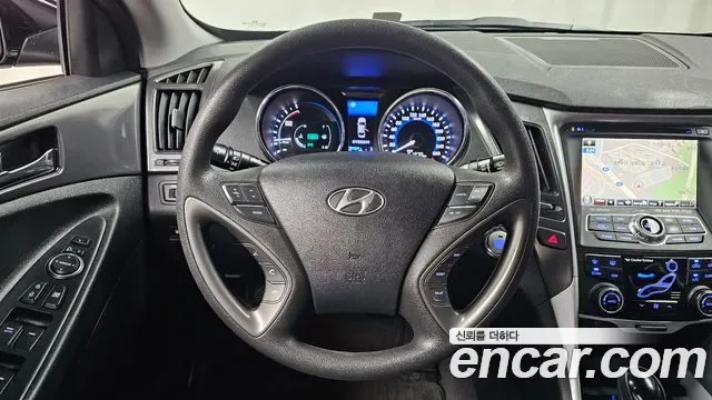 Hyundai Sonata Hybrid, 2012 — фото 13