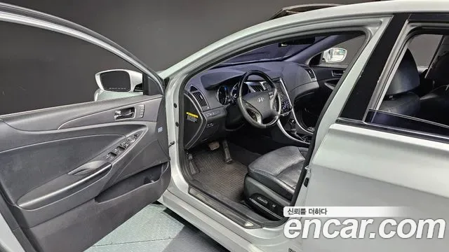 Hyundai Sonata Hybrid, 2012 — фото 11