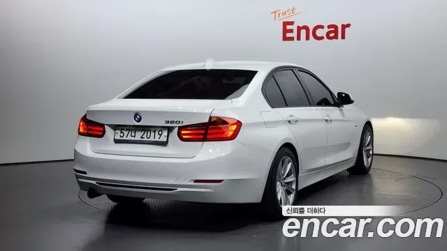 BMW 3-Series F30, 2012 — фото 2