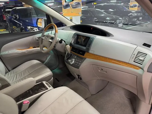 Toyota Previa, 2010 — фото 18