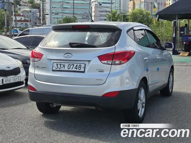 Hyundai Tucson ix, 2012 — фото 2