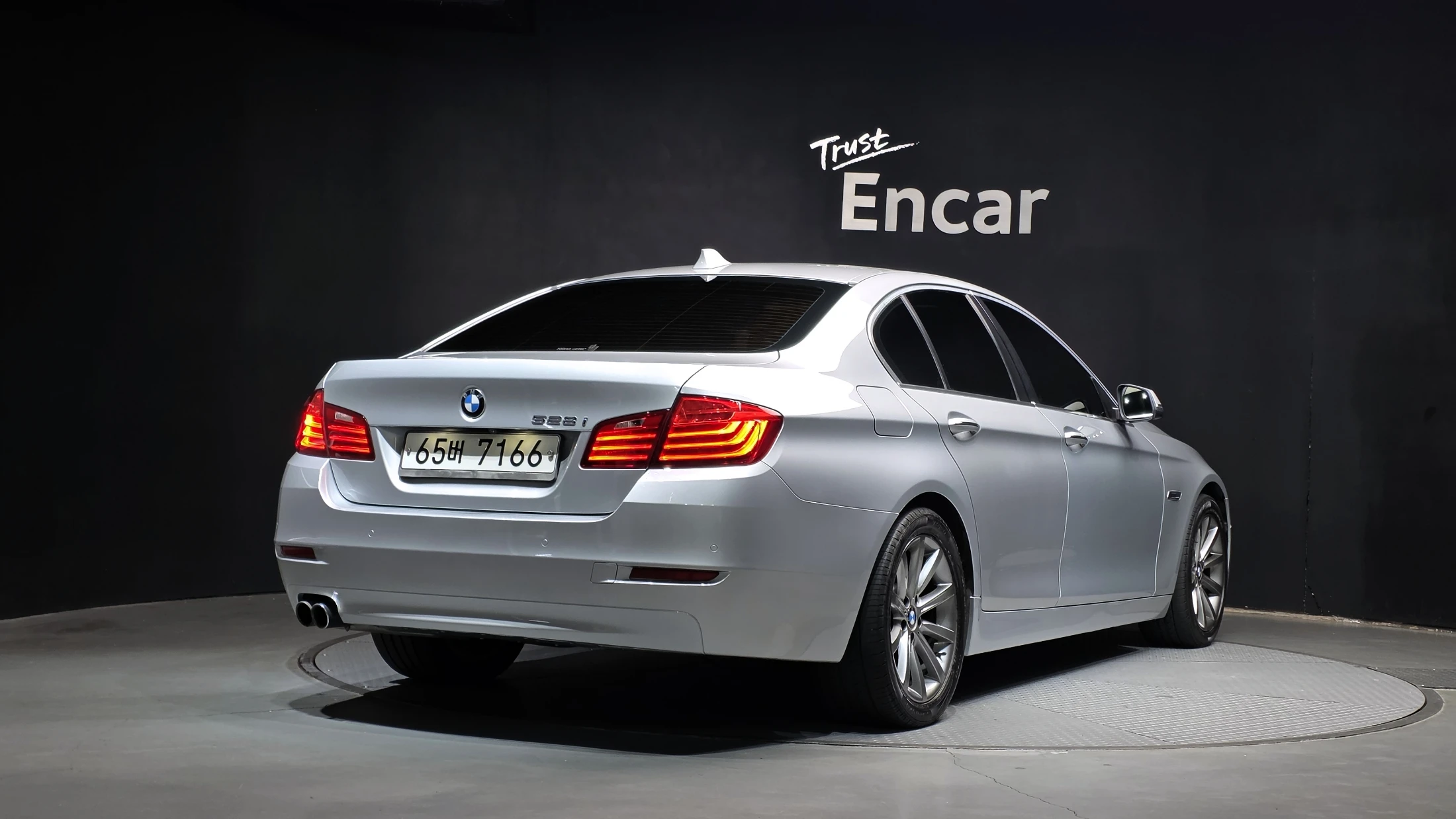 BMW 5-Series F10, 2014 — фото 2