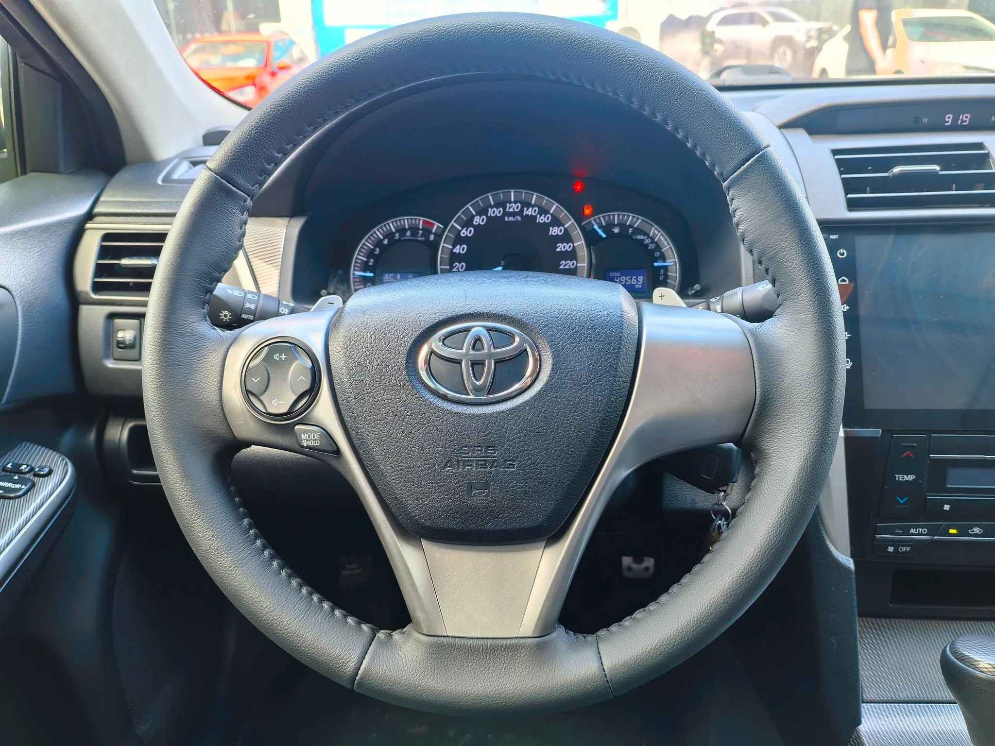 Toyota Camry, 2015 — фото 13