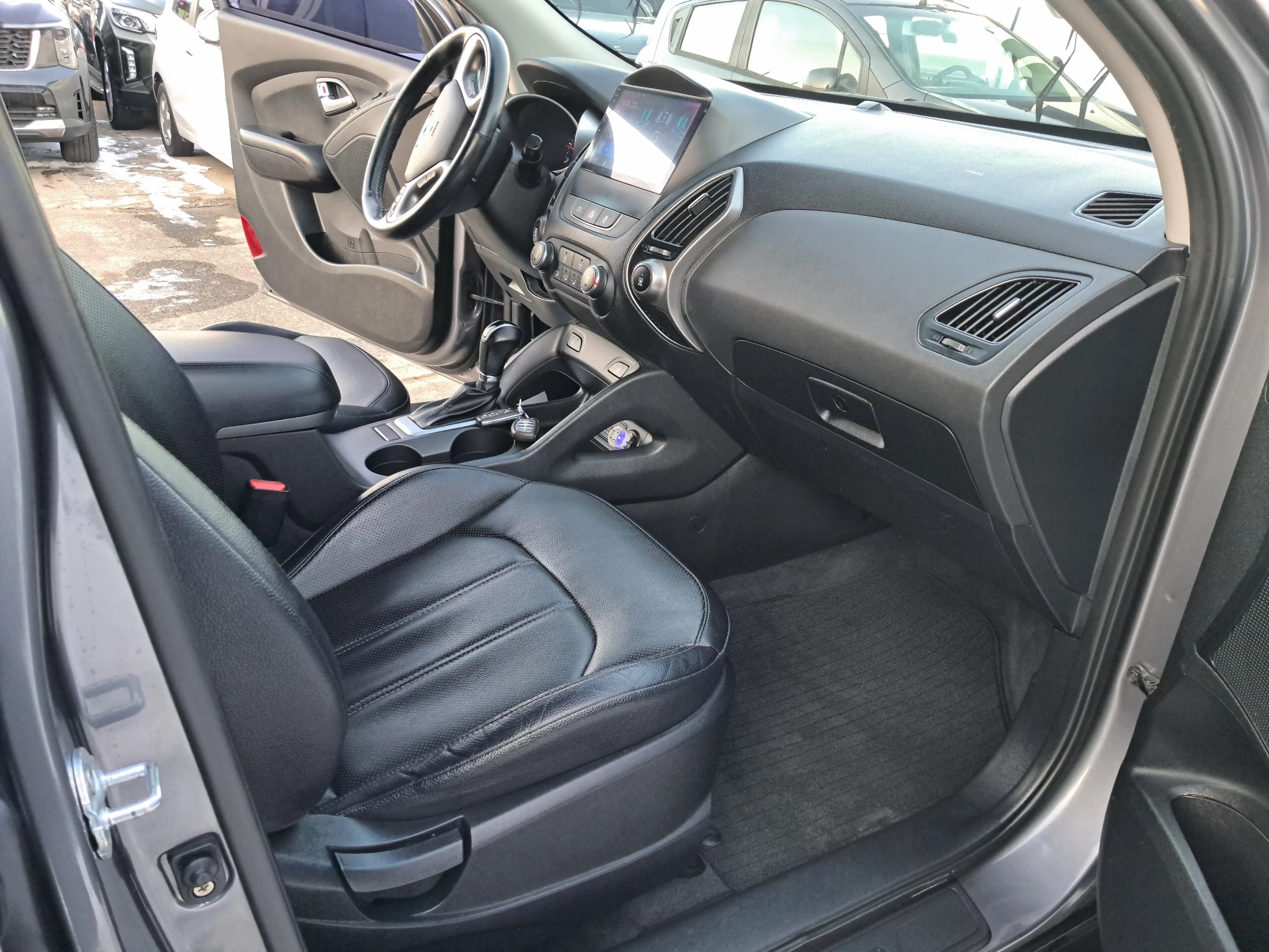 Hyundai Tucson ix, 2015 — фото 17