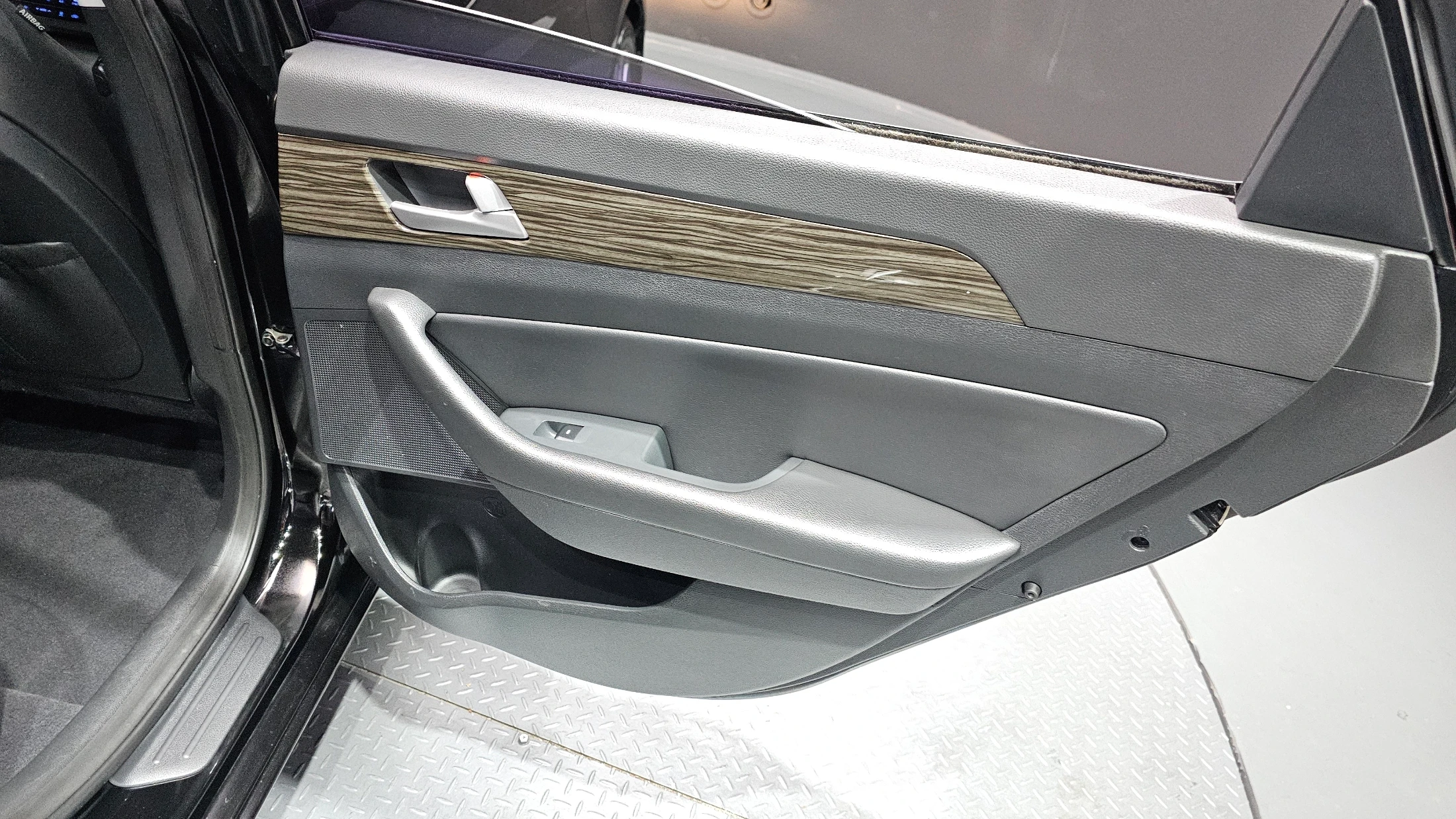 Hyundai Sonata LF Sonata, 2014 — фото 25