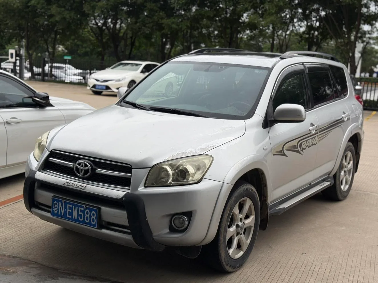 Toyota RAV4 Rongfang