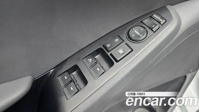 Hyundai Ioniq Ionic Electric, 2017 — фото 32