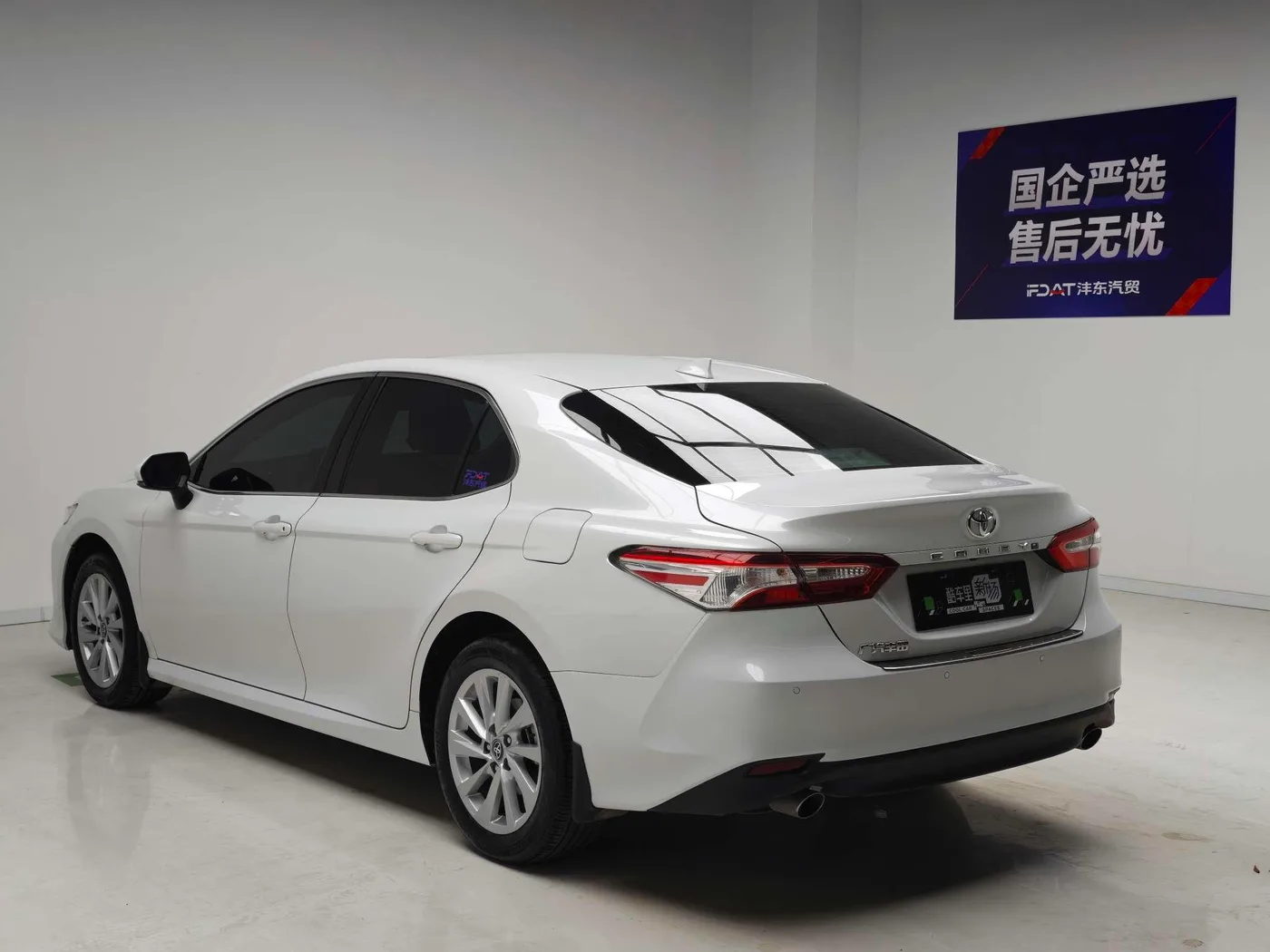 Toyota Camry, 2023 — фото 6