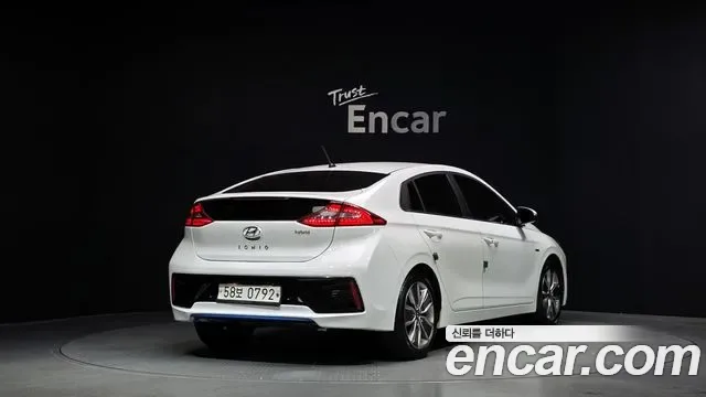Hyundai Ioniq Ionic Hybrid, 2016 — фото 2