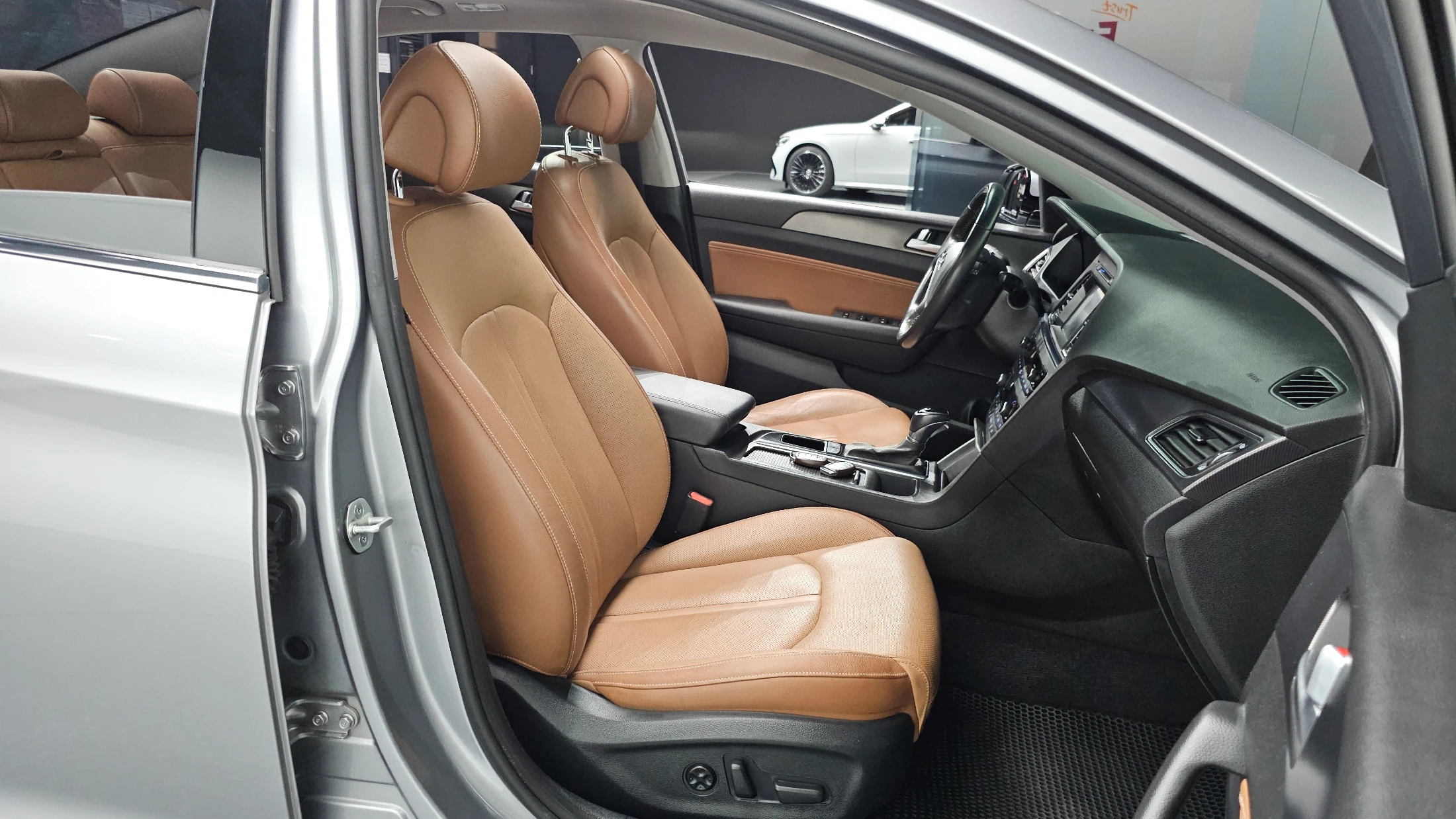 Hyundai Sonata LF Sonata, 2014 — фото 12