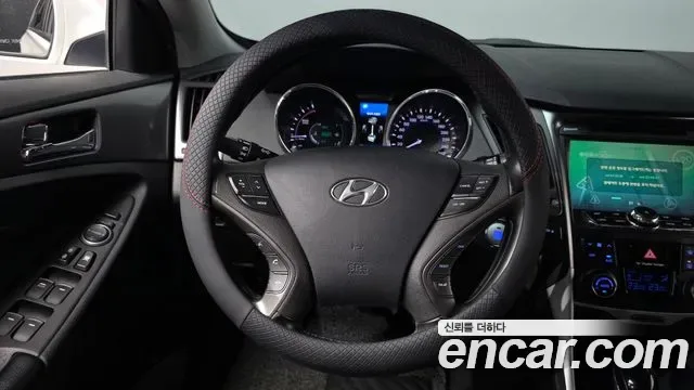 Hyundai Sonata Hybrid, 2013 — фото 13