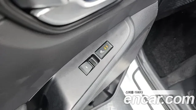 Hyundai Ioniq Ionic Hybrid, 2016 — фото 30