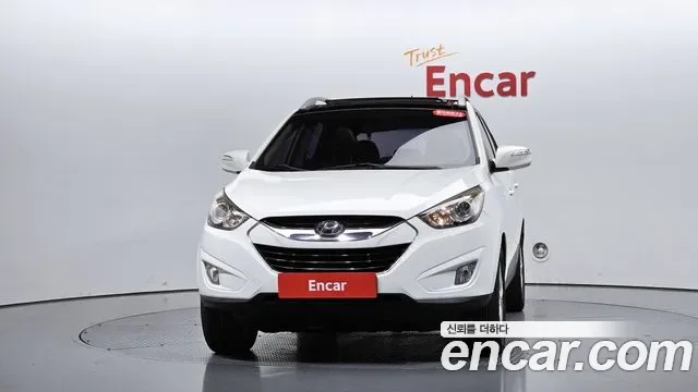 Hyundai Tucson ix, 2012 — фото 2