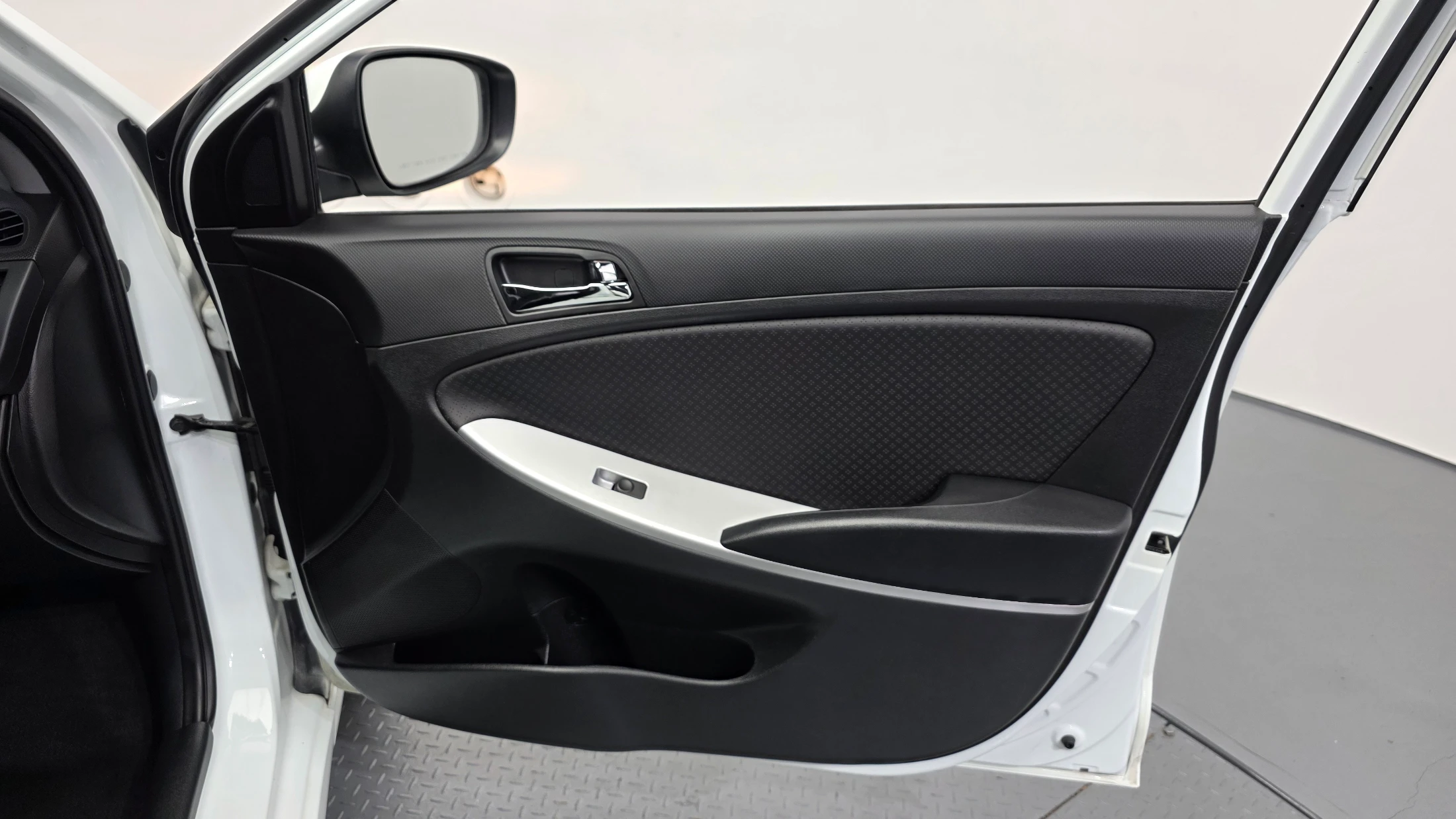 Hyundai Accent, 2012 — фото 26