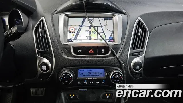 Hyundai Tucson ix, 2012 — фото 14