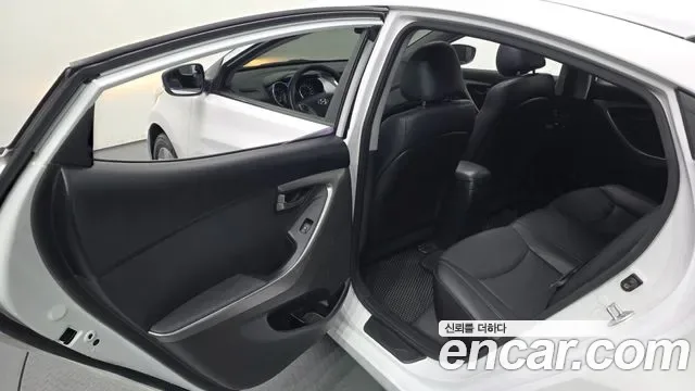 Hyundai Avante MD, 2013 — фото 11