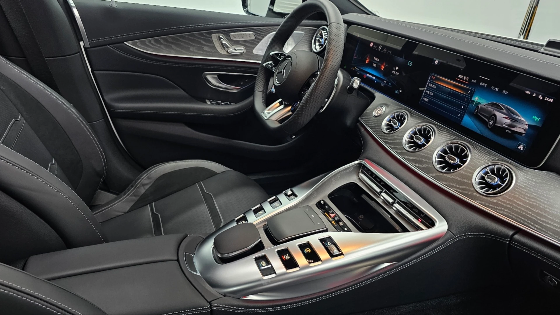 Mercedes-Benz Amg Gt, 2025 — фото 14