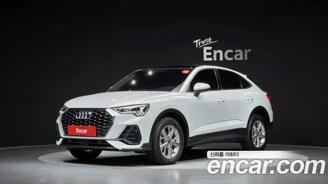 Audi Q3 F3
