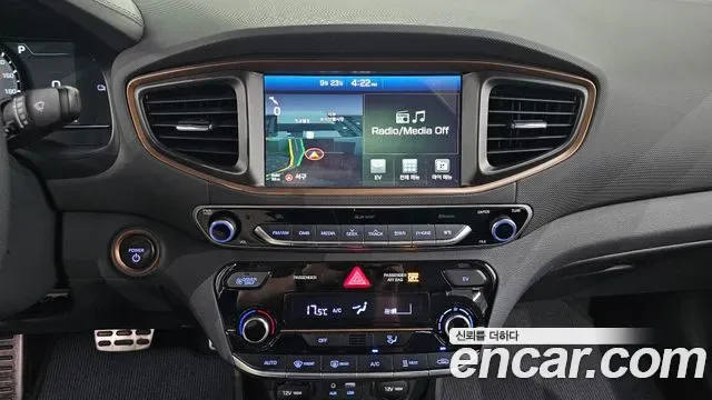 Hyundai Ioniq Ionic Electric, 2017 — фото 14