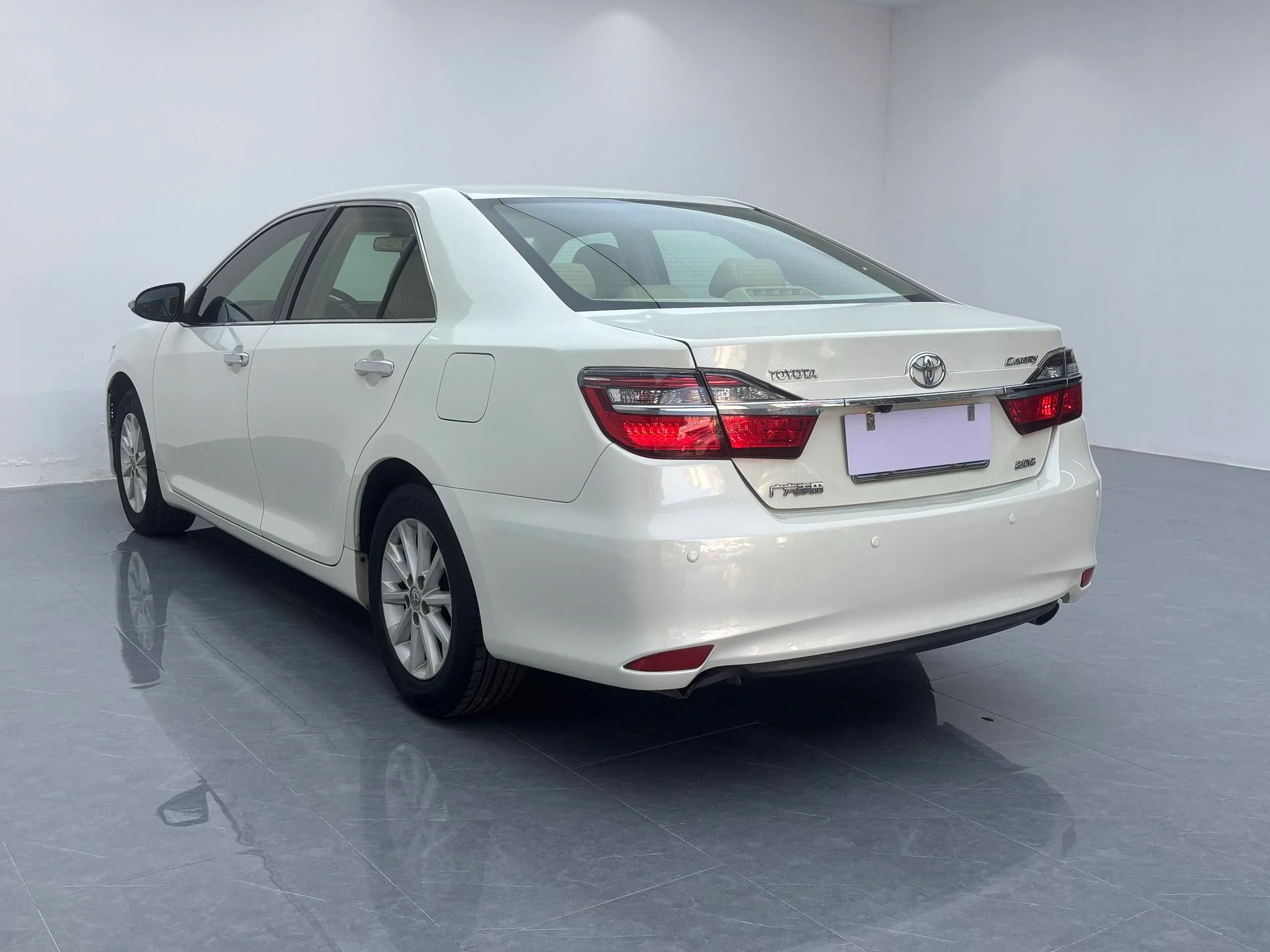 Toyota Camry, 2015 — фото 6