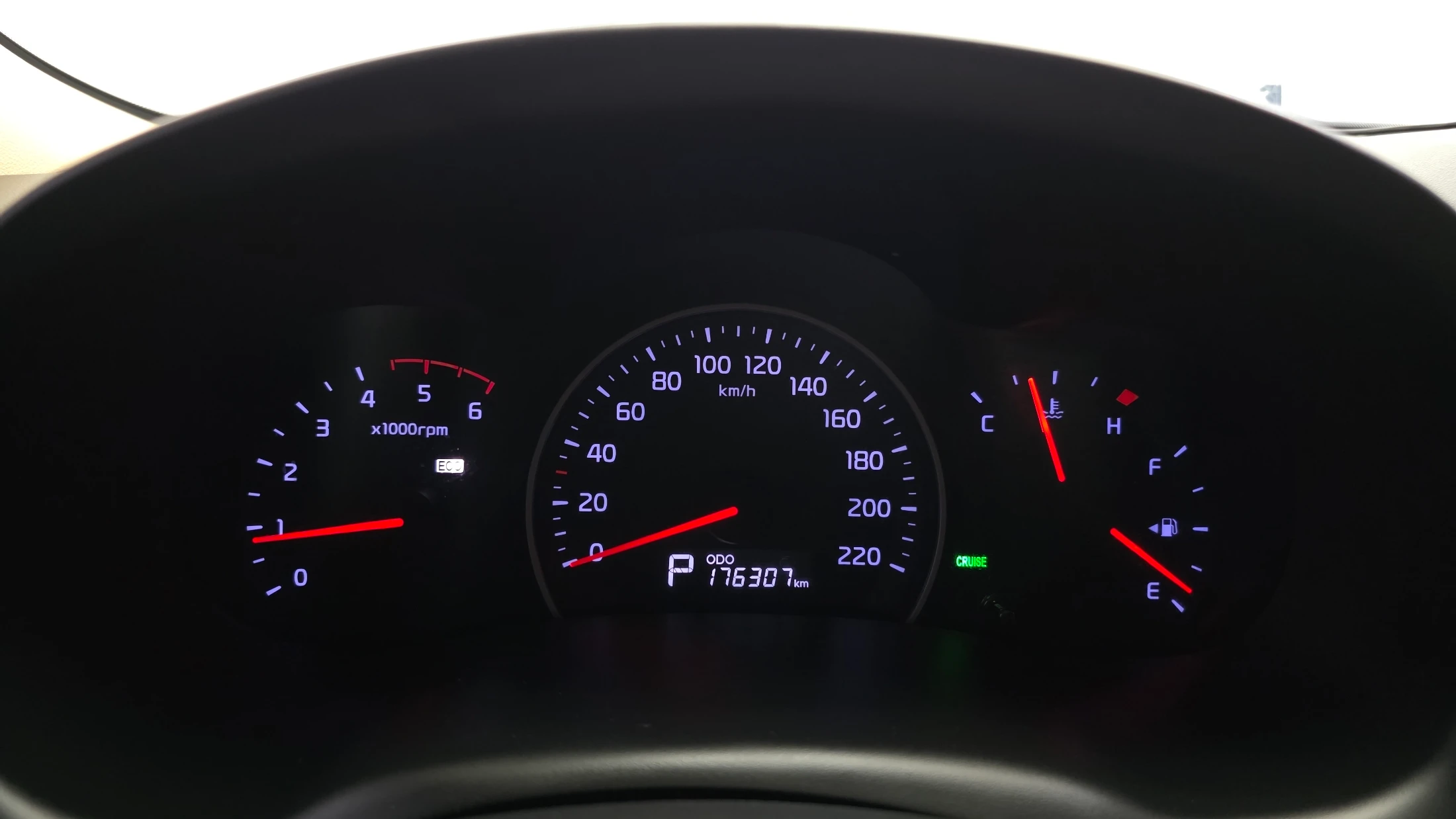 Kia Canival Carnival R, 2012 — фото 8