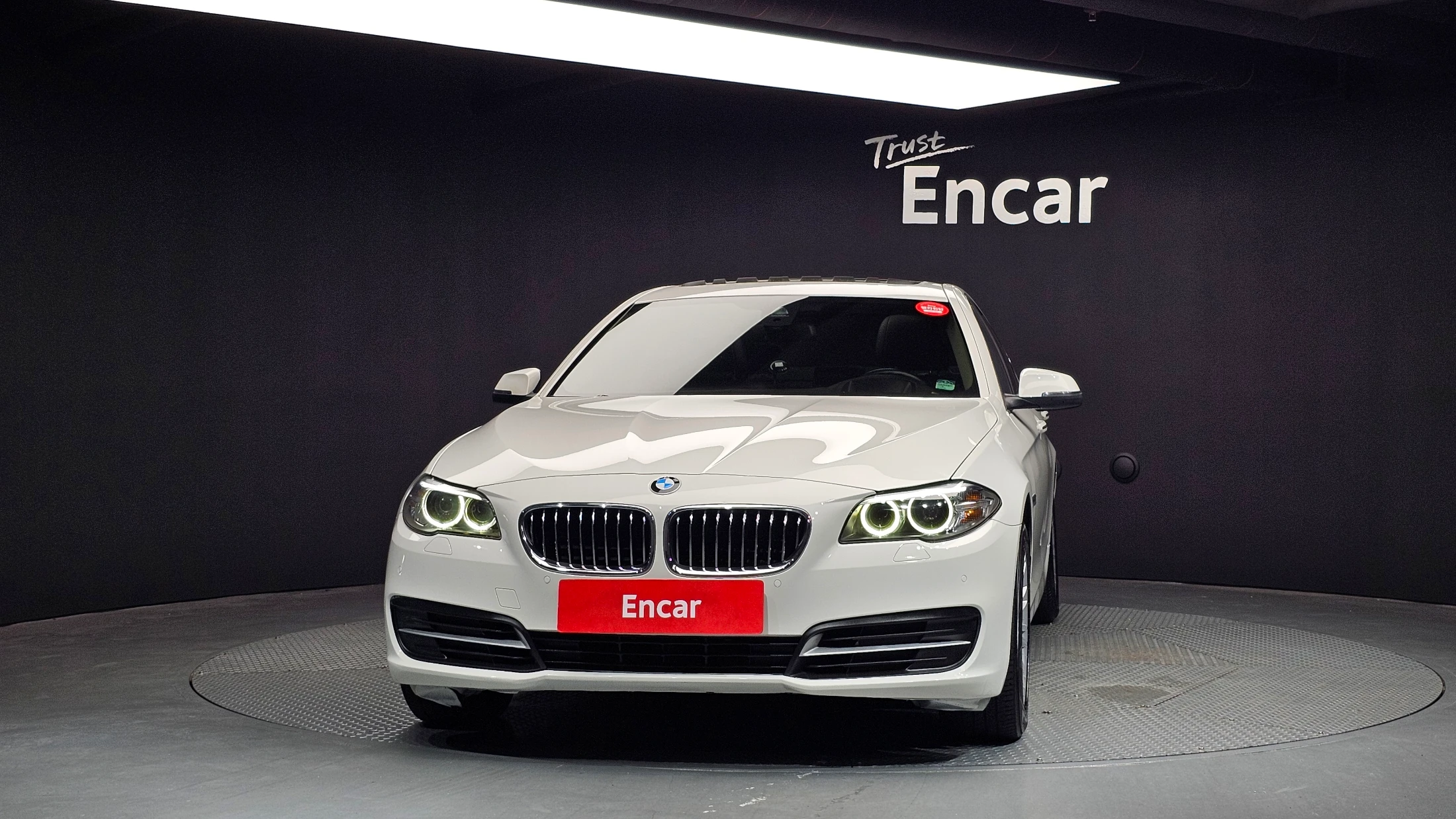 BMW 5-Series F10, 2013 — фото 3