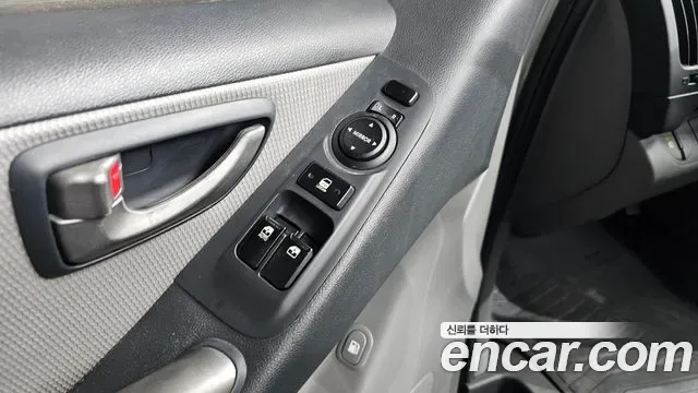 Hyundai Starex Grand Starex, 2009 — фото 27