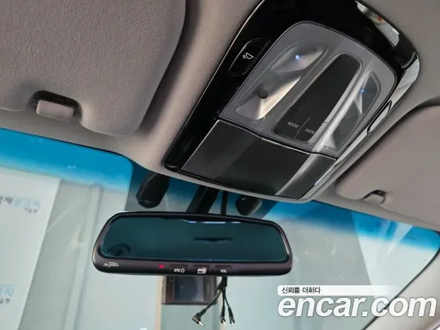 Hyundai Grandeur HG Hybrid, 2014 — фото 17