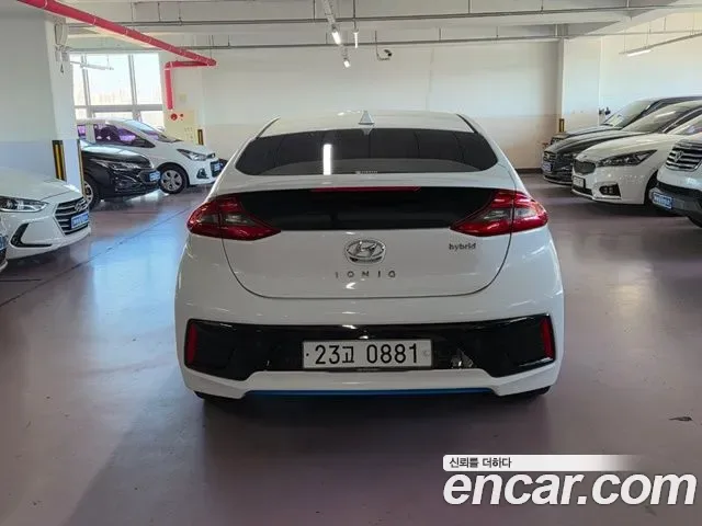 Hyundai Ioniq Ionic Hybrid, 2016 — фото 5