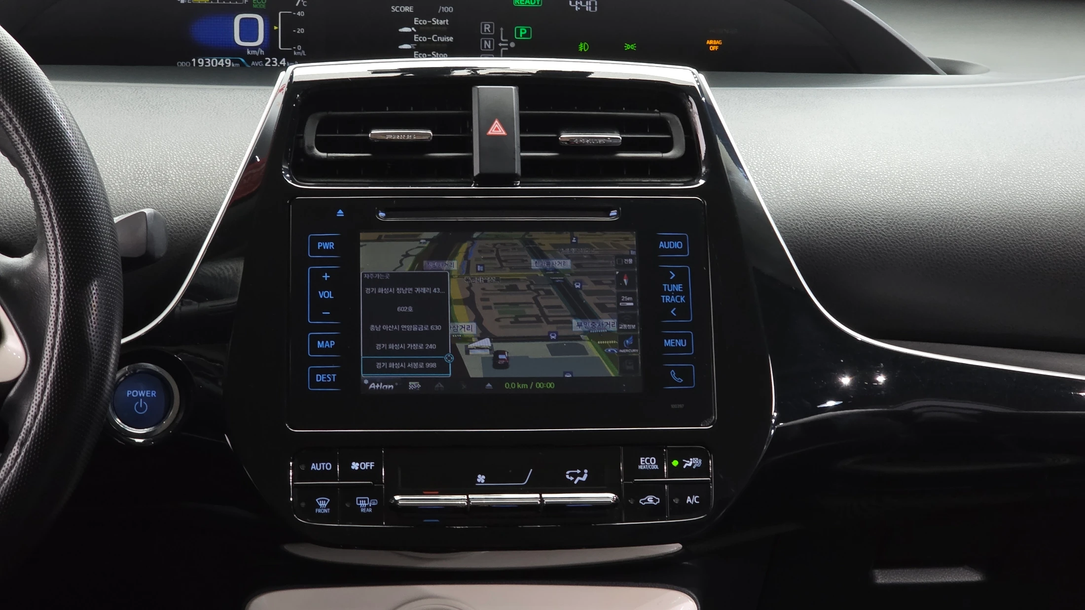 Toyota Prius, 2018 — фото 14