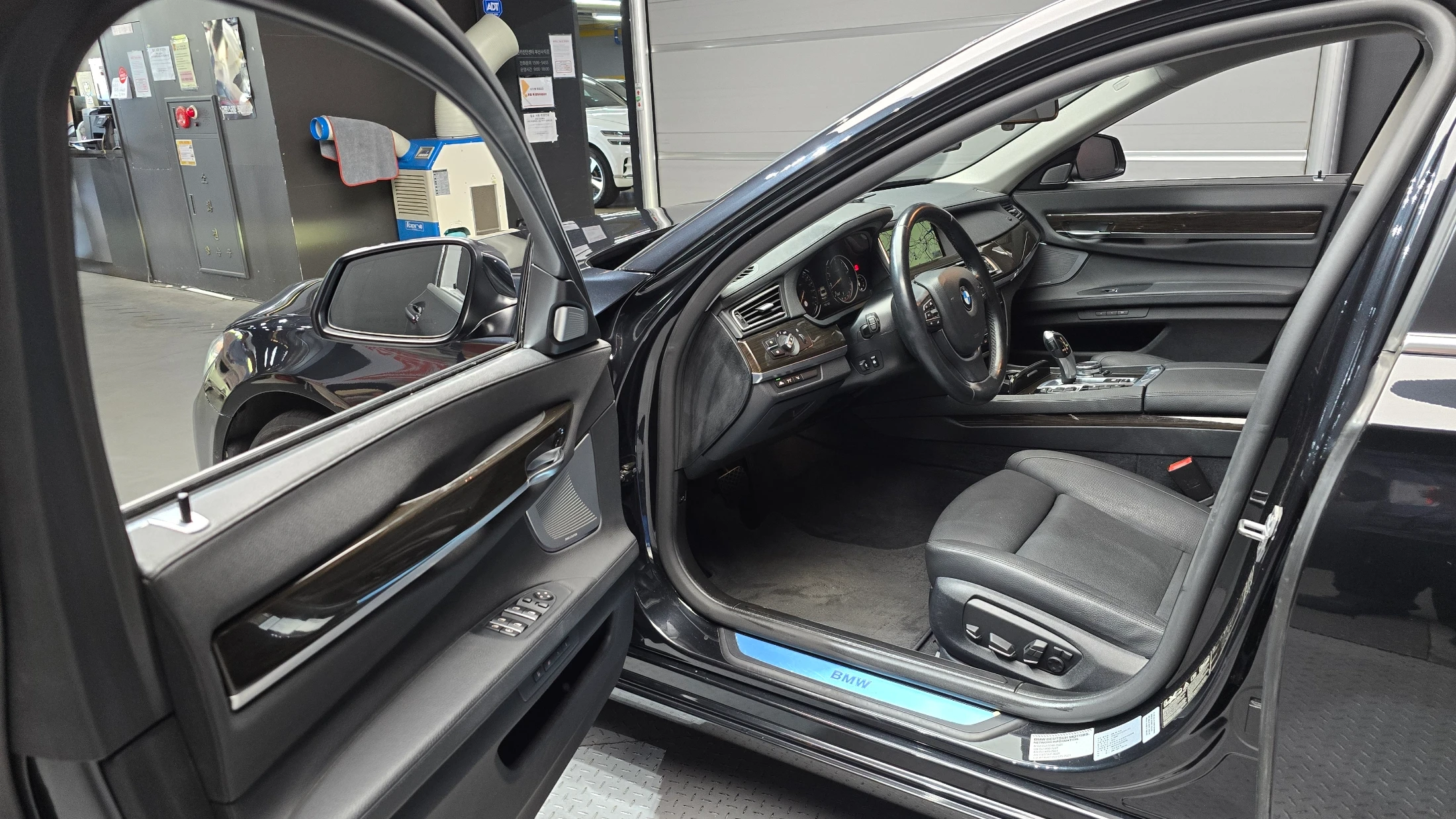 BMW 7-Series F01, 2014 — фото 10