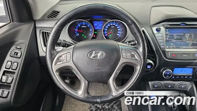 Hyundai Tucson ix, 2013 — фото 13