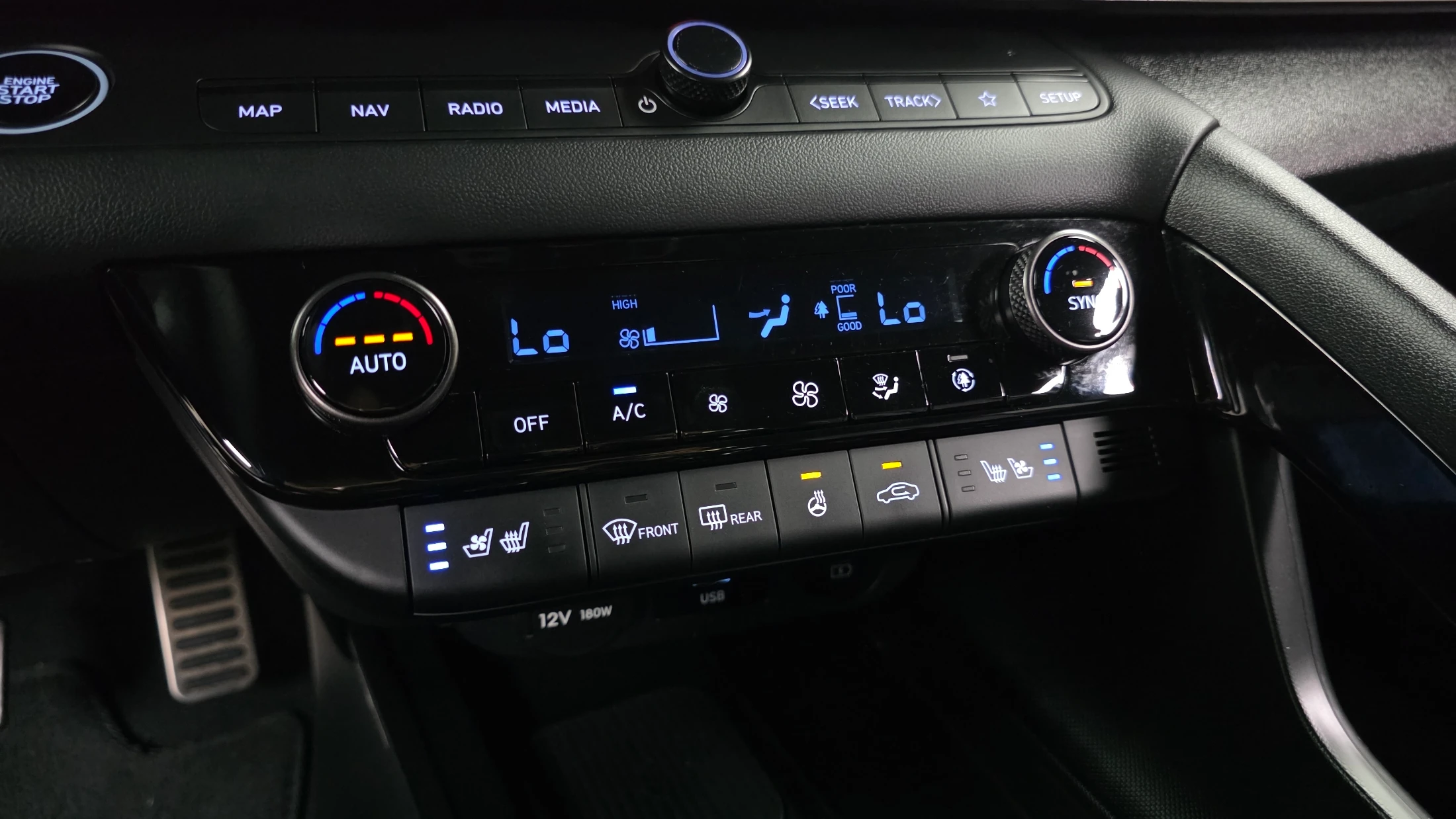Hyundai Avante CN7, 2024 — фото 30