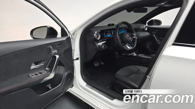 Mercedes-Benz A-Class W177, 2025 — фото 10