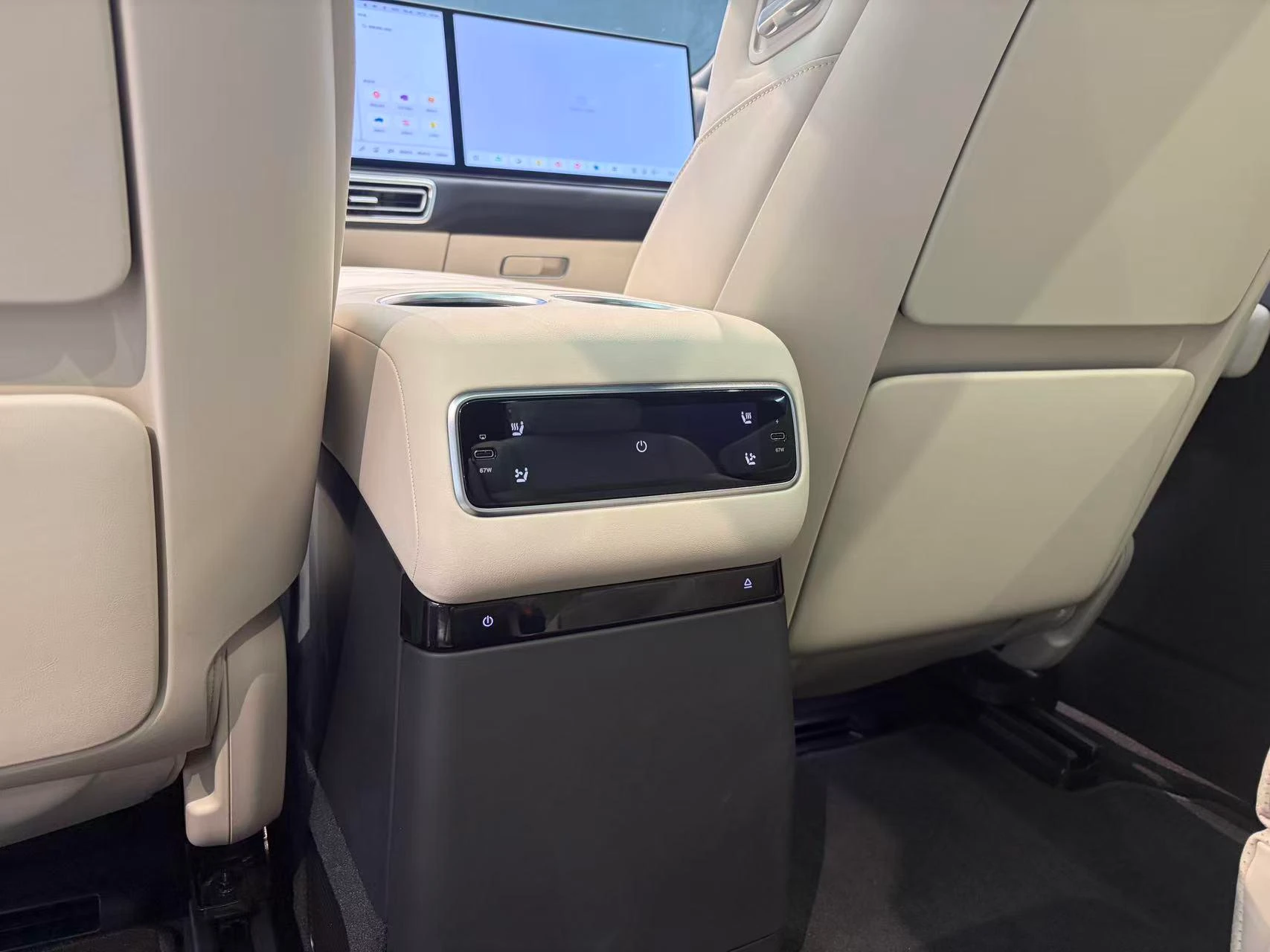 Li Auto Ideal L9, 2025 — фото 15