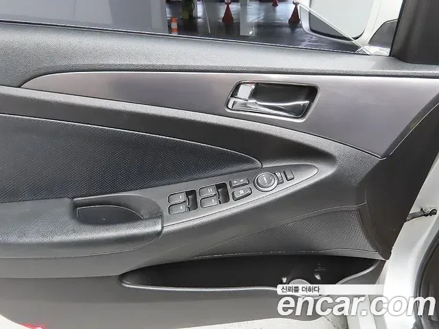 Hyundai Sonata Hybrid, 2012 — фото 13