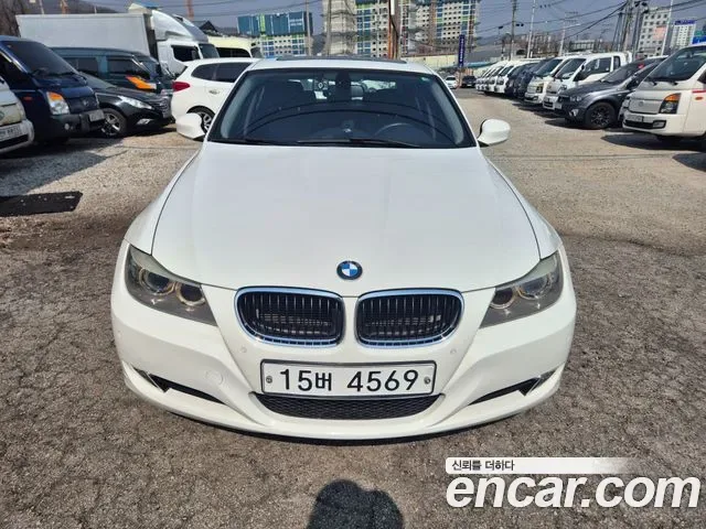 BMW 3-Series E90