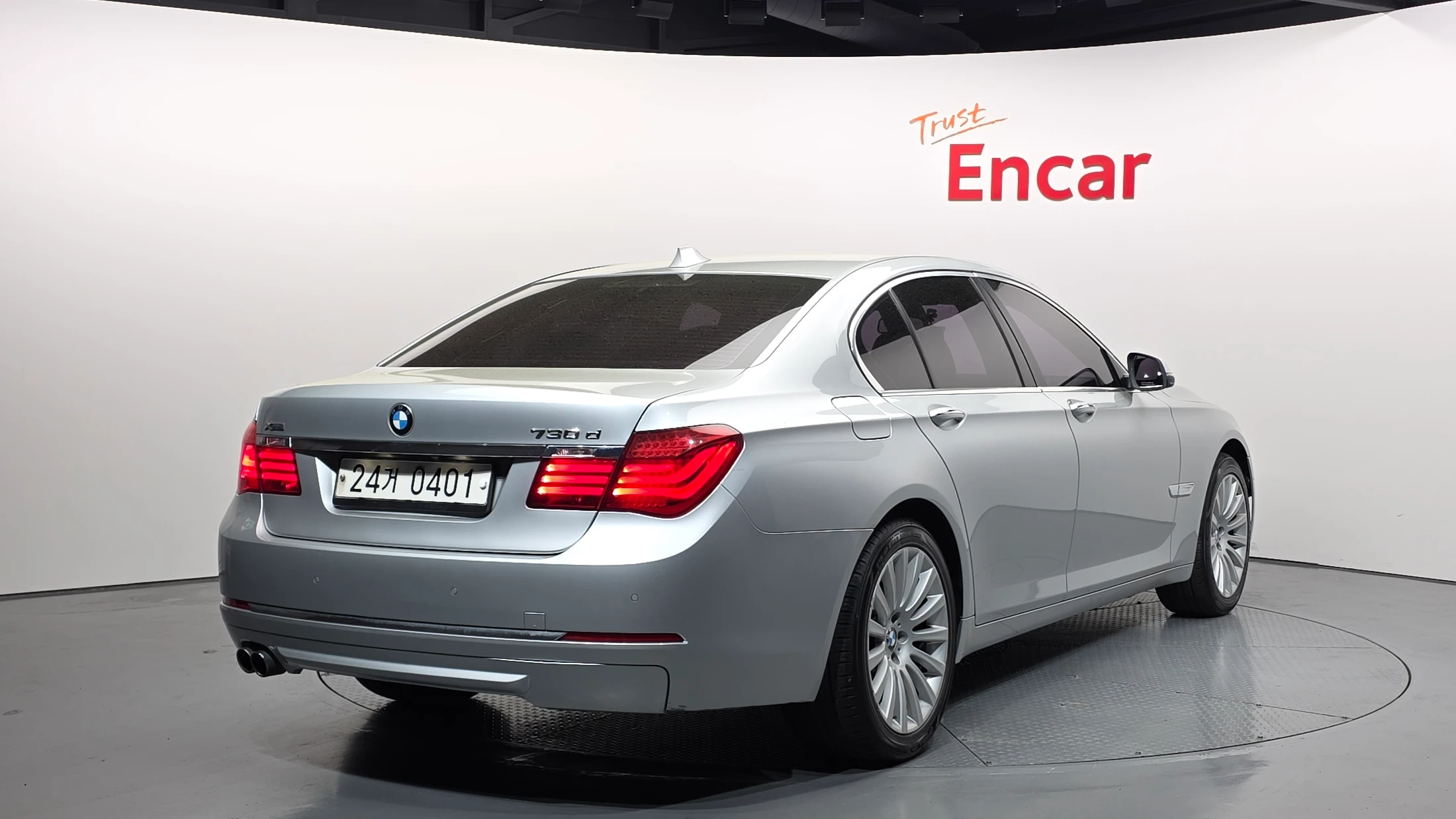 BMW 7-Series F01, 2013 — фото 2
