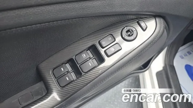 Kia K5 Hybrid, 2013 — фото 13